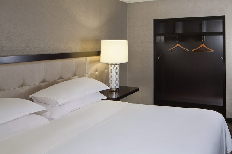 Sheraton Bucks County Hotel