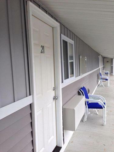 Watkins Motel