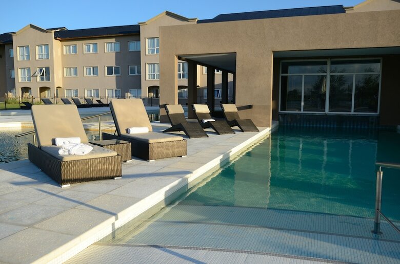 Howard Johnson Hotel Termal Dolores