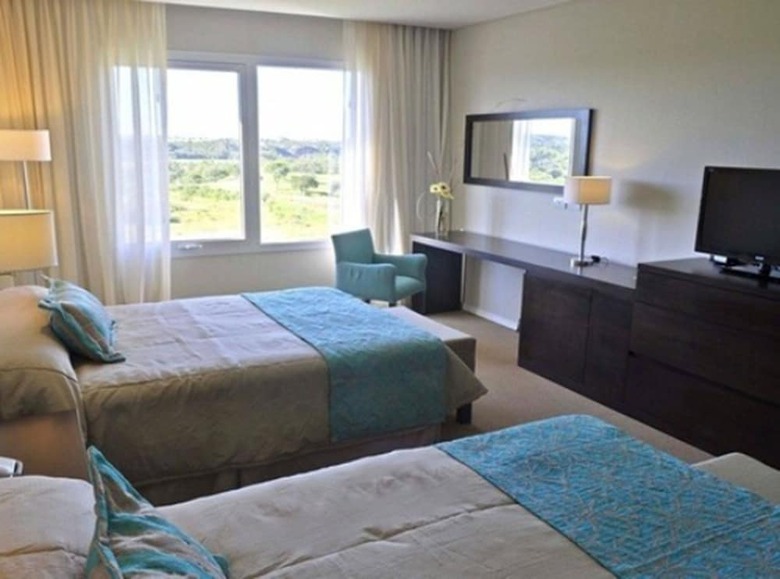 Howard Johnson Hotel Piedras Moras