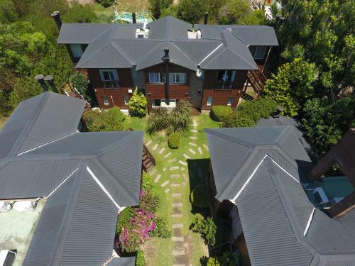 Lodge Caba�as Mellmell