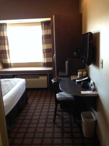 Hotel Microtel Inn & Suites