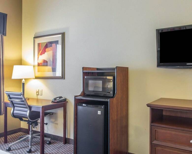 Hotel Comfort Inn & Suites Madisonville