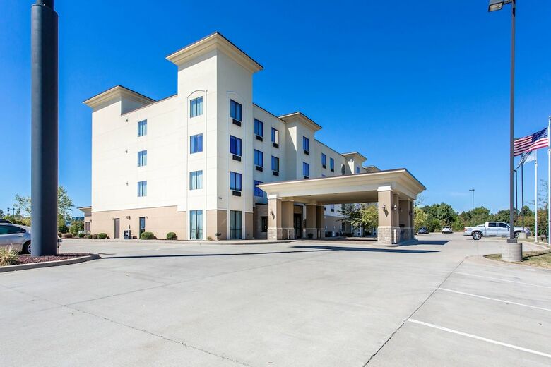 Hotel Comfort Inn & Suites Madisonville