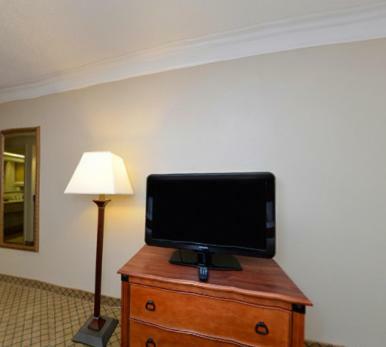 Hotel Best Western Plus Madisonville Inn