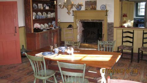 Lennox Tavern B&B