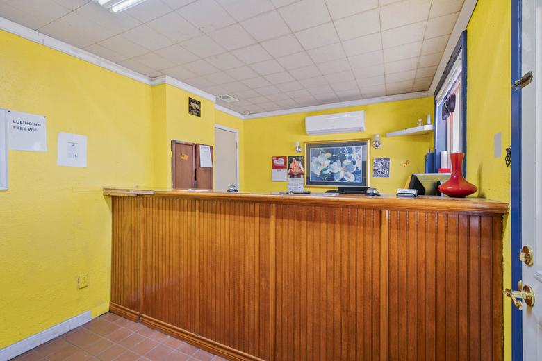 Motel Luling Inn