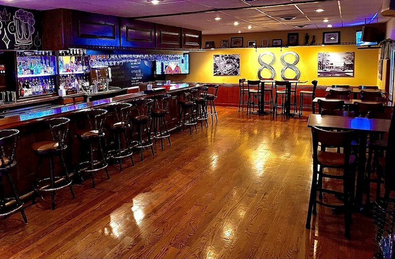 Hotel Bicentennial Inn