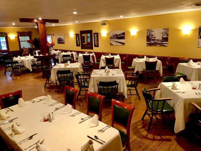 Hotel Bicentennial Inn