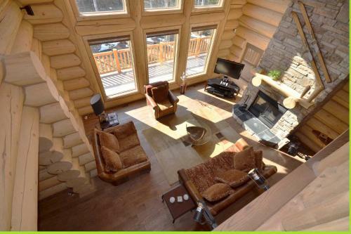 Chalet Four Bears