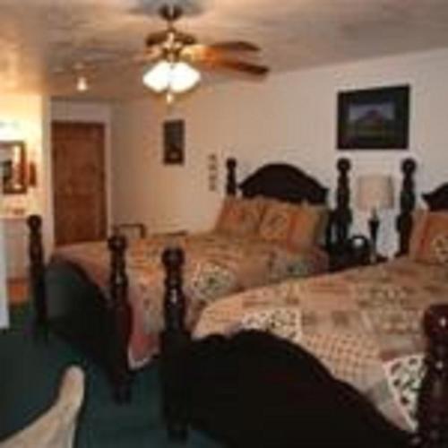 Motel The Snuggle Inn