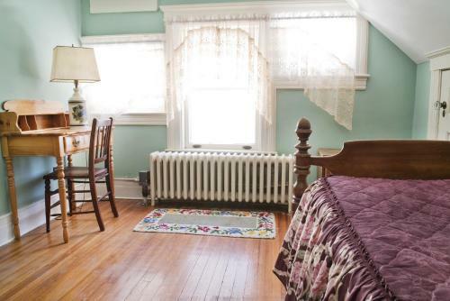 Posada Hartness House