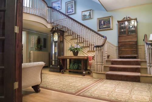 Posada Hartness House