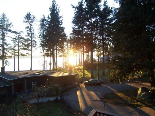 Hostal Malaspina Strait Cottage