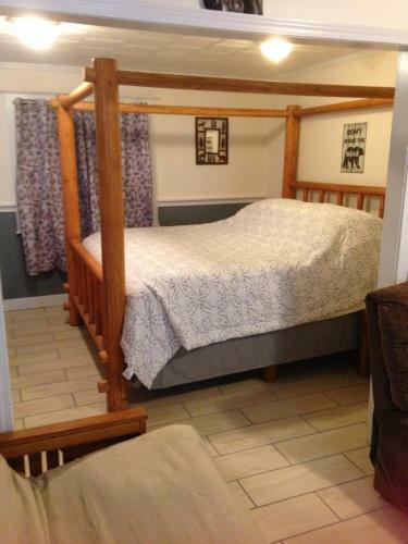 Posada Foster Lake Inn