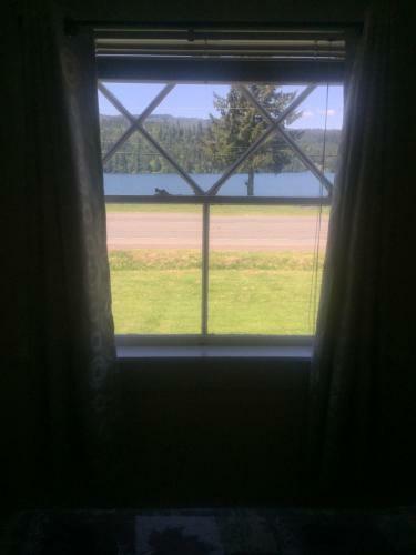 Posada Foster Lake Inn