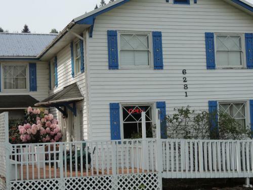 Posada Foster Lake Inn