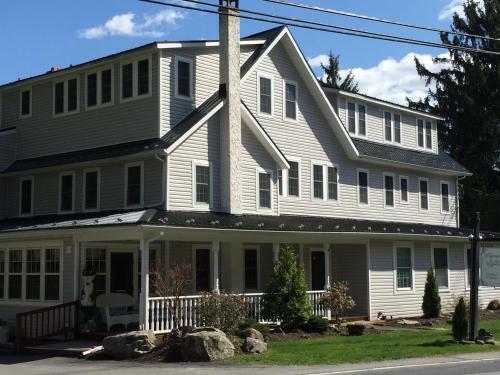 Posada The Frogtown Inn
