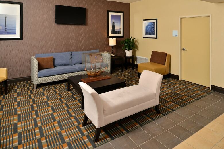 Hotel Holiday Inn Express & Suites Peekskill-lower Hudson Valley