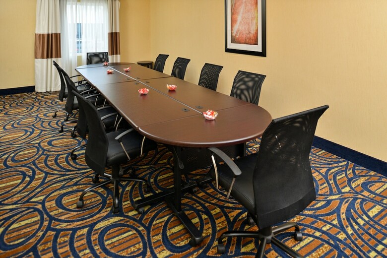 Hotel Holiday Inn Express & Suites Peekskill-lower Hudson Valley