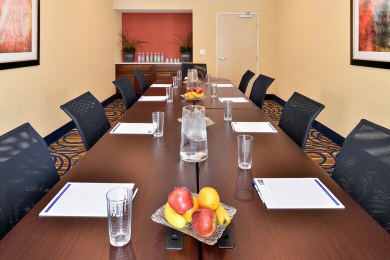 Hotel Holiday Inn Express & Suites Peekskill-lower Hudson Valley