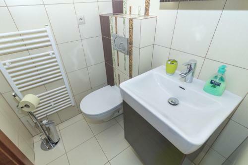 Hostal Penzi�n Kastel�n