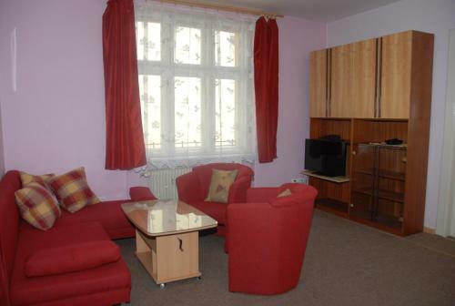 Hostal Penzion Rotunda