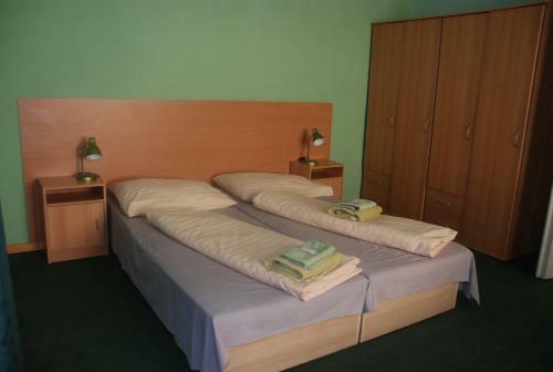 Hostal Penzion Rotunda