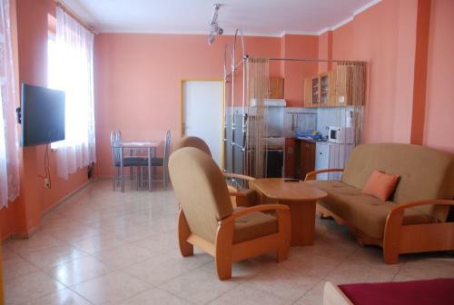 Hostal Penzion Rotunda