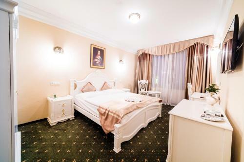 Hotel Aphrodite Palace