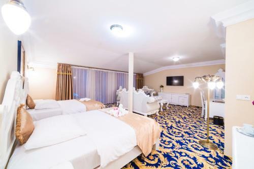 Hotel Aphrodite Palace