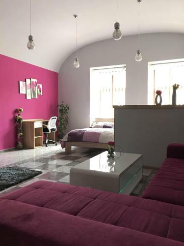 Hostal Penzi�n Hradby