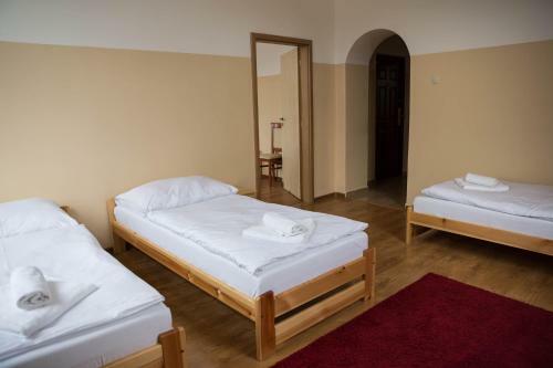 Hostal Penzion Burra