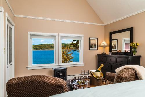 Hostal Lake House At Ferry Point