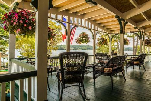 Hostal Lake House At Ferry Point