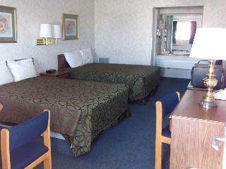 Circle S Motel