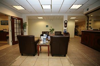 Hotel Americas Best Value Inn Louisville
