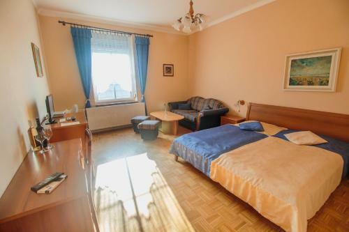 Hostal Penzi�n Exclusive