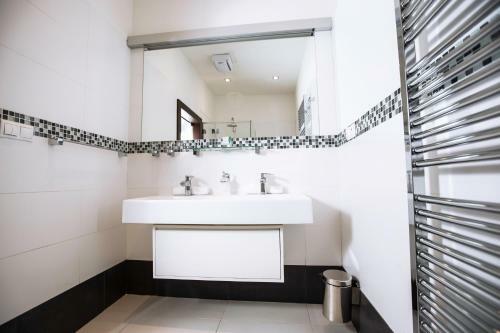 Hotel Magnus Tren?�n