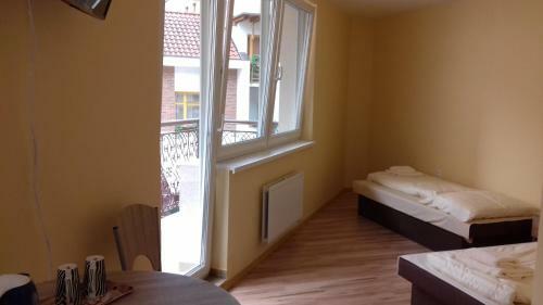 Orava- Just�na