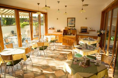 Hostal Penzion Jople