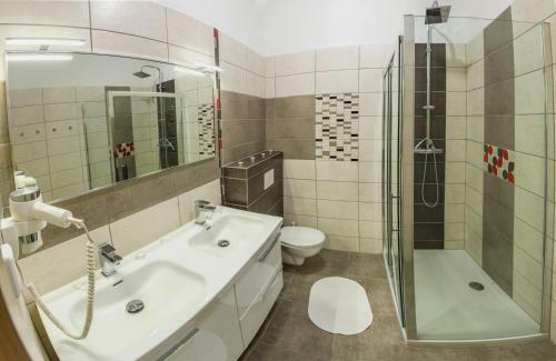 Hotel K�pele ?t�s