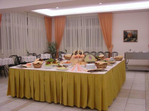 Hotel K�pele ?t�s