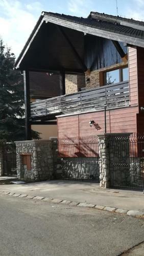 Hostal Penzi�n Toliar