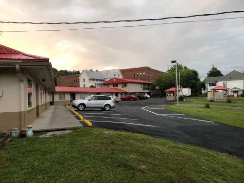 Motel Ellijay Inn