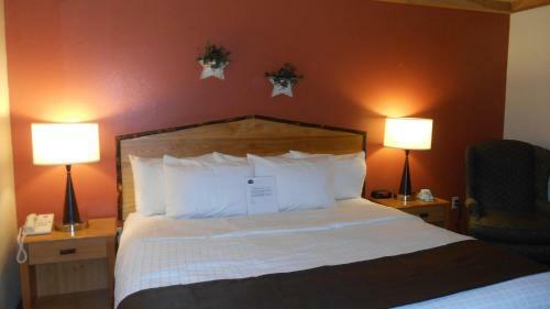 Hotel Americinn Lodge And Suites - Oswego