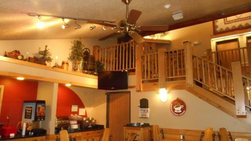 Hotel Americinn Lodge And Suites - Oswego