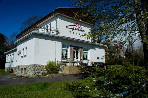 Hostal Penzion Villa Gerlach