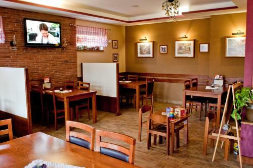 Hostal Penzion Kozak B&B