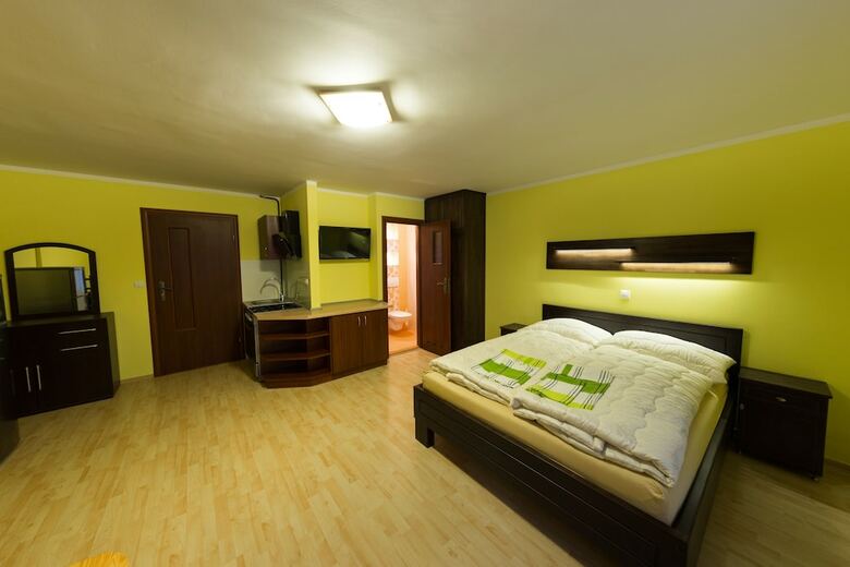 Hostal Penzion Zet